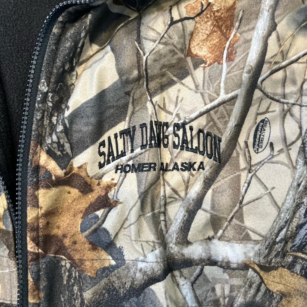 Camo Salty Dawg Saloon Vest - Picture 2 of 5